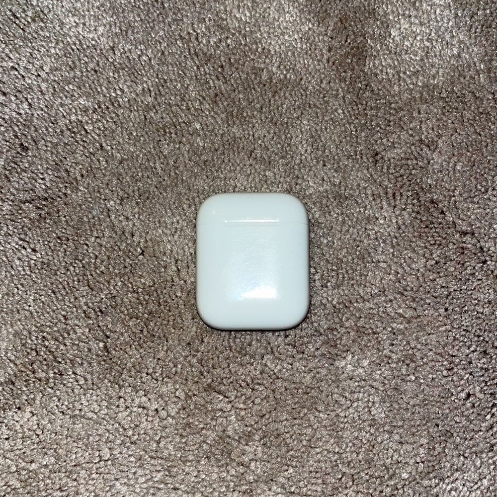 AirPods Charging Case